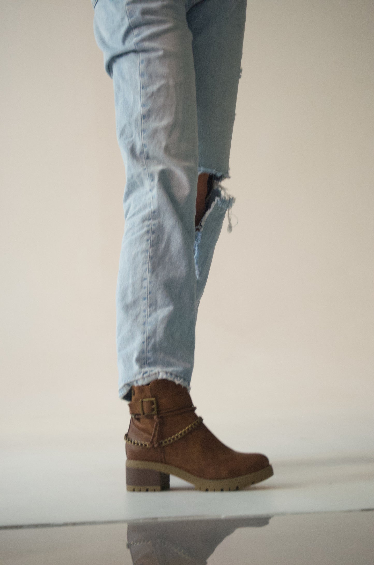 INÉS INDIE BROWN