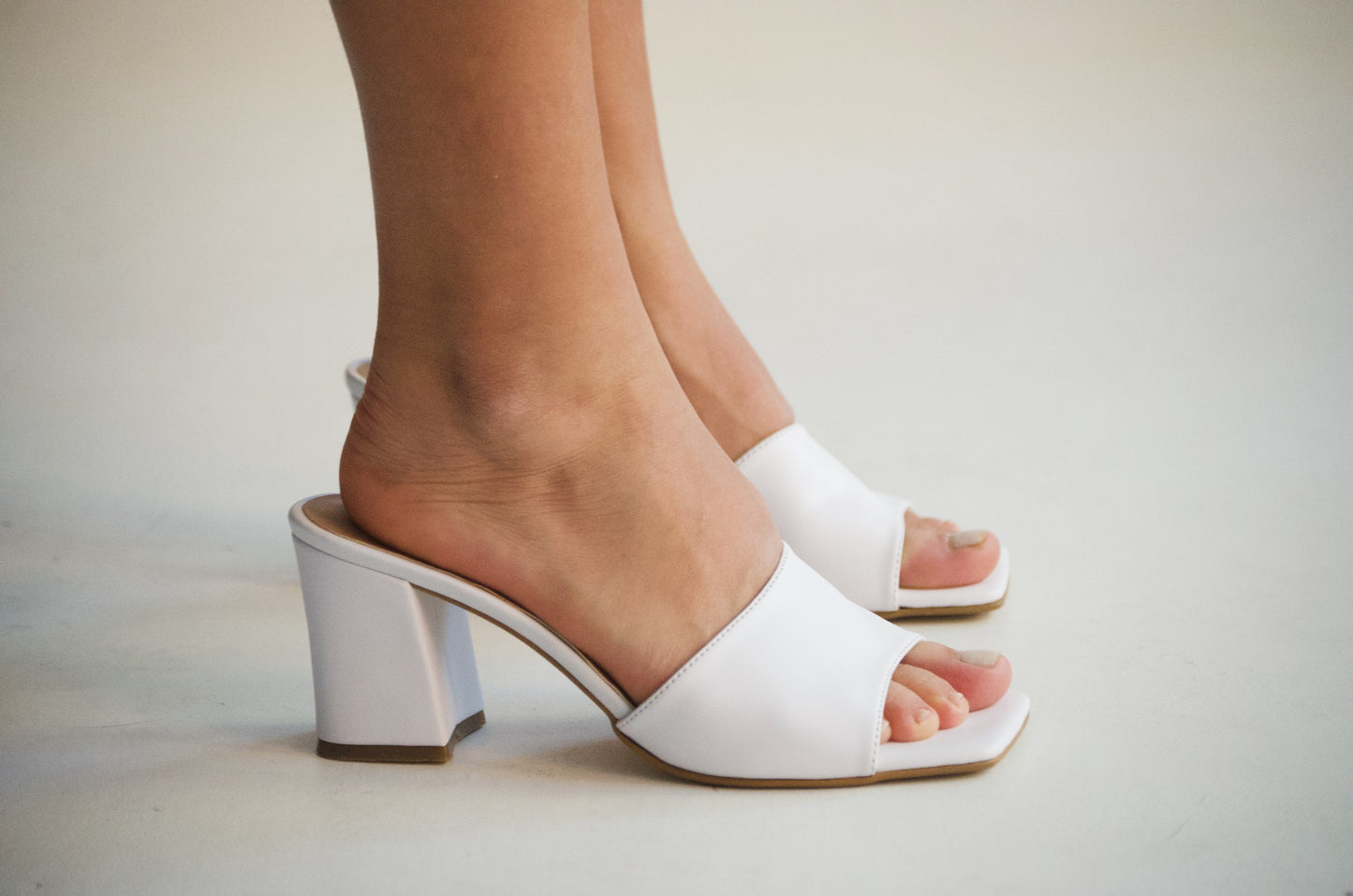 Houdini White