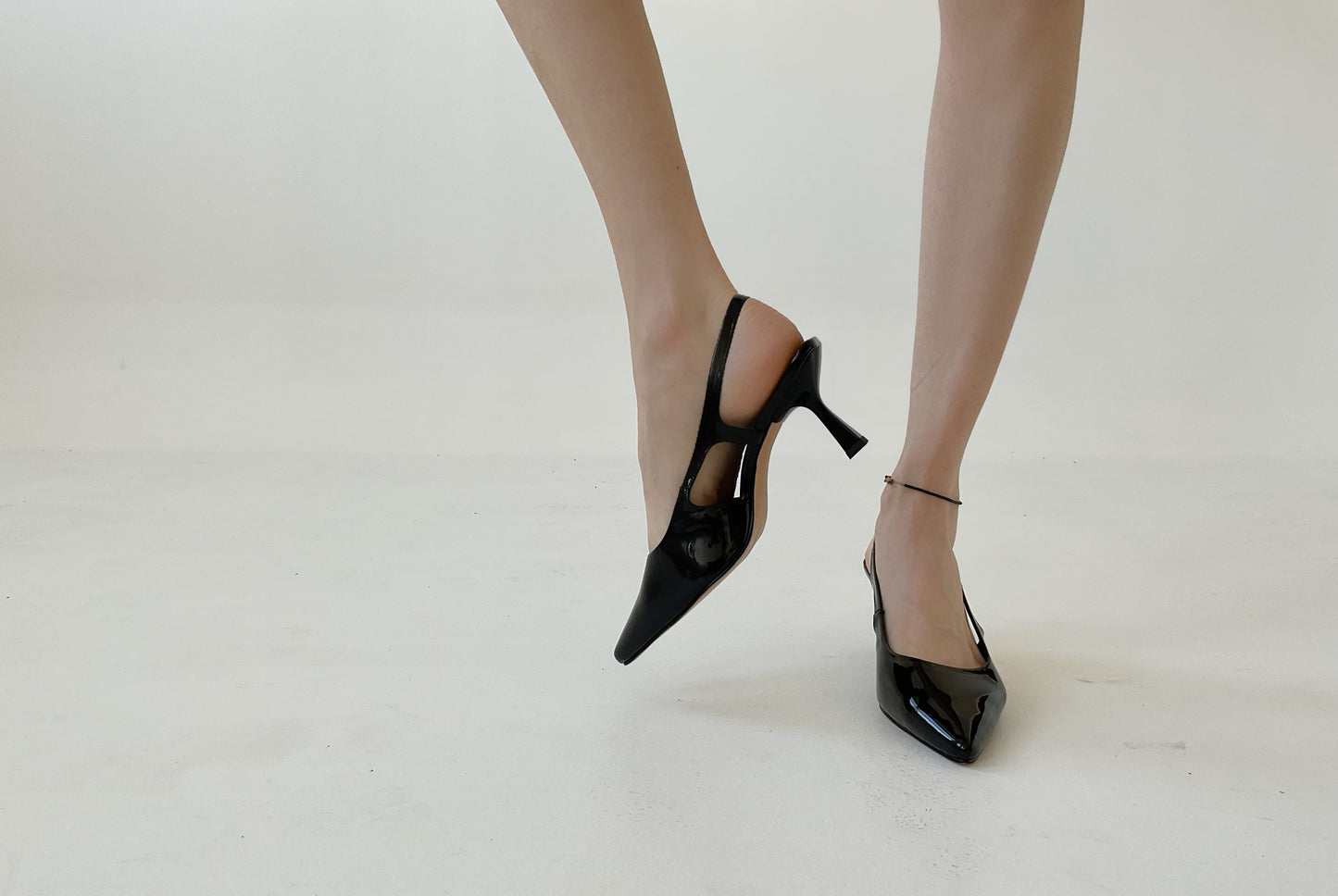 Alaia Black