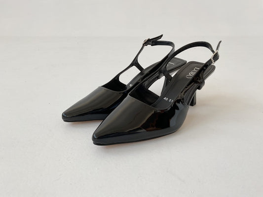 Alaia Black